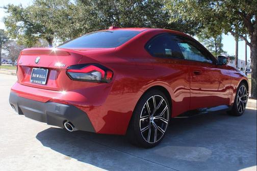 2023 BMW 230 i xDrive