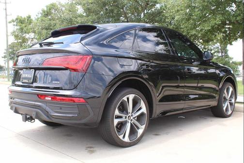 Mythos Black Metallic 2023 Audi Q5 45 S line Premium Plus