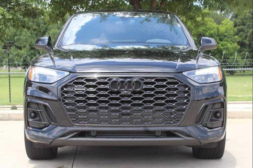 Mythos Black Metallic 2023 Audi Q5 45 S line Premium Plus