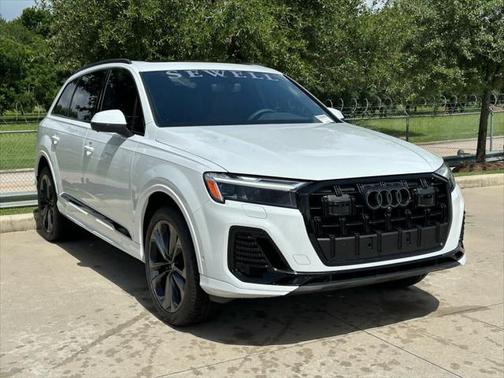 2025 Audi Q7 55 Premium Plus