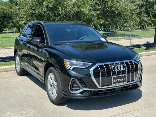 2025 Audi Q3 45 S line Premium Plus
