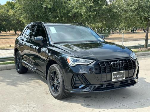 2025 Audi Q3 45 S line Premium Plus