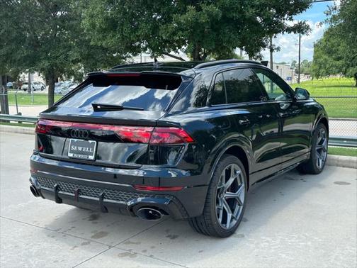 2025 Audi RS Q8 4.0T