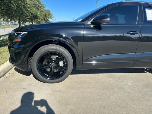 2026 Audi Q8 55 Premium