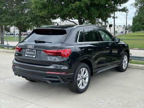 2024 Audi Q3 45 S line Premium Plus