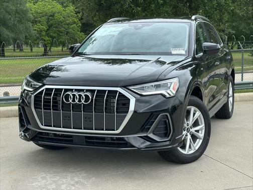 2024 Audi Q3 45 S line Premium Plus