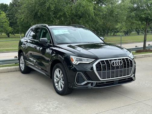2024 Audi Q3 45 S line Premium Plus