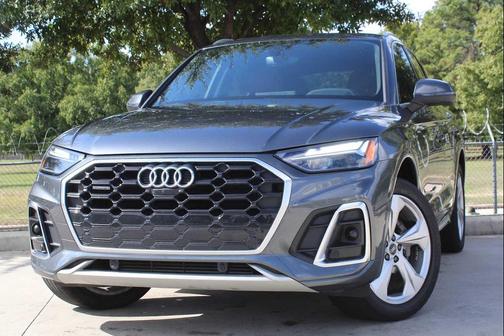 2022 Audi Q5 45 S line Premium Plus