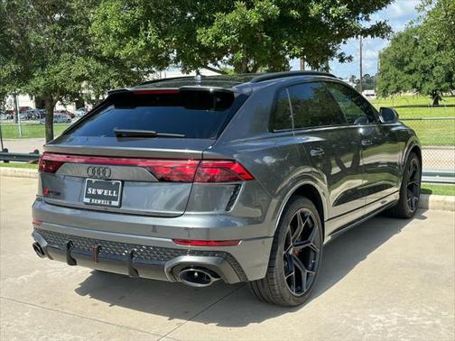 2025 Audi RS Q8 4.0T