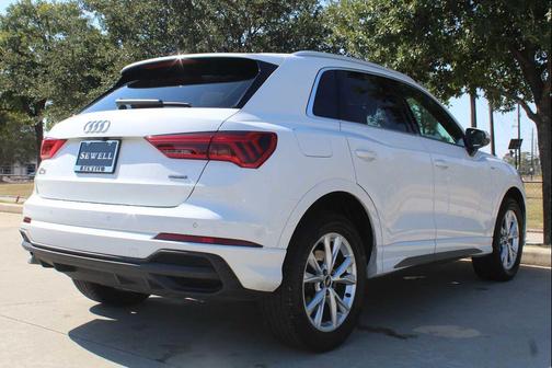 2023 Audi Q3 Premium 45 TFSI S line quattro Tiptronic