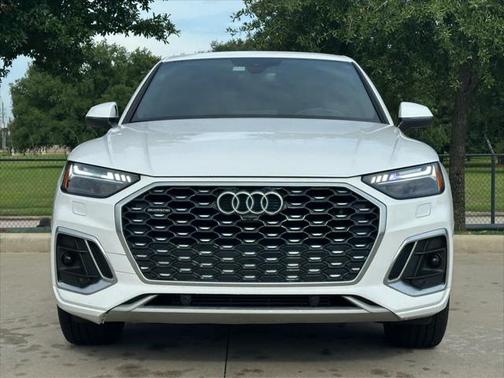 2023 Audi Q5 45 S line Prestige