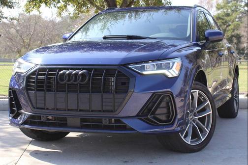 2024 Audi Q3 Premium 45 TFSI S line quattro Tiptronic