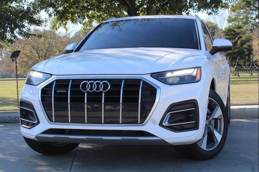 2022 Audi Q5 40 Premium