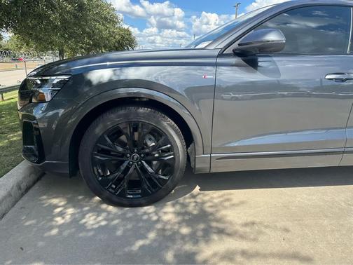 2026 Audi Q8 55 Premium Plus
