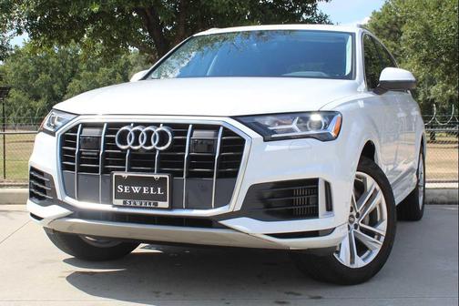 2023 Audi Q7 55 Premium Plus