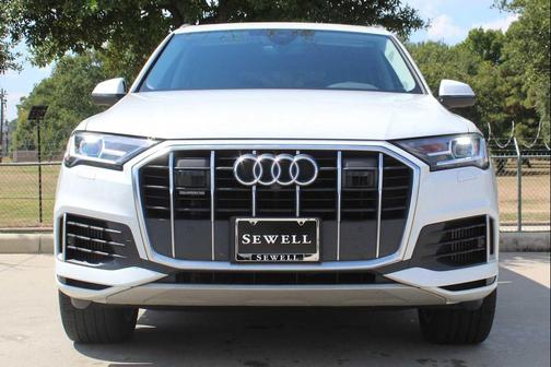 2023 Audi Q7 55 Premium Plus