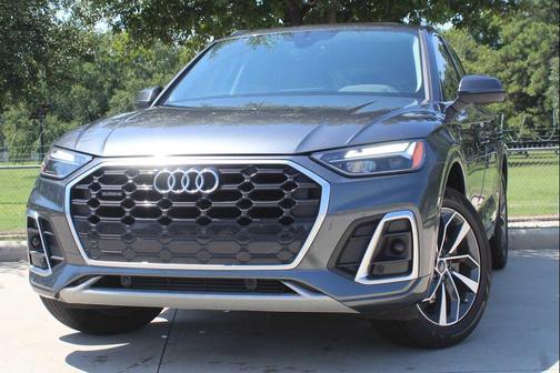 2022 Audi Q5 45 S line Premium