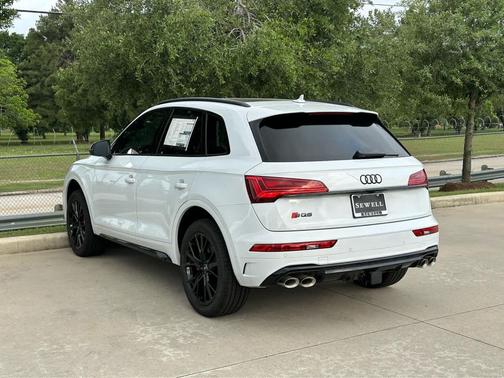 2025 Audi SQ5 3.0T Premium Plus