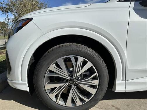 2025 Audi Q4 e-tron Premium 45 RWD