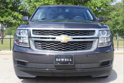 Tungsten Metallic 2017 Chevrolet Suburban LT