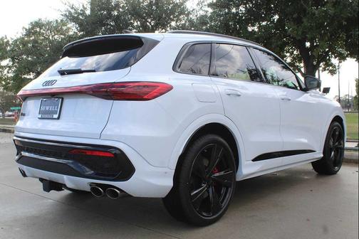 2025 Audi SQ5 3.0T Premium Plus