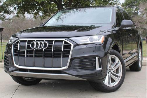 2023 Audi Q7 45 Premium