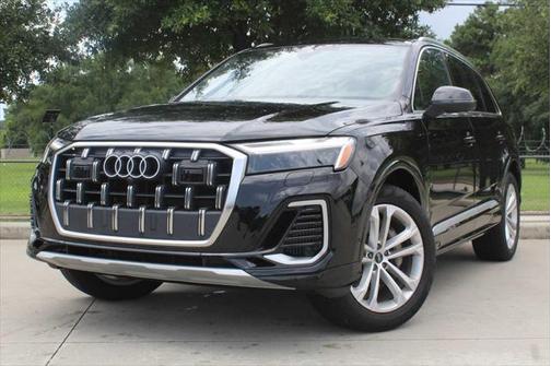 2025 Audi Q7 55 Premium Plus