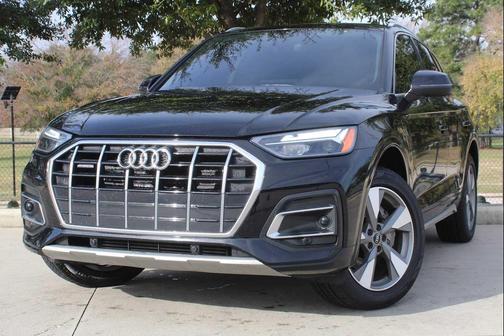 2023 Audi Q5 40 Premium