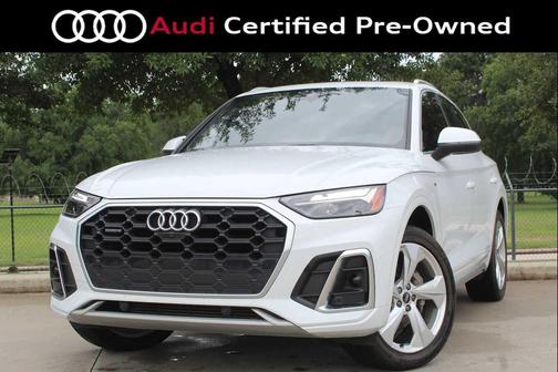 Glacier White Metallic 2023 Audi Q5 45 S line Premium Plus