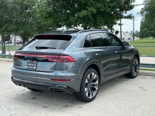 2025 Audi Q8 55 Premium Plus