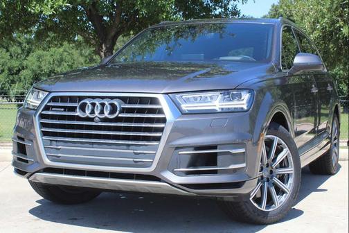 GRAY 2018 Audi Q7 3.0T Prestige