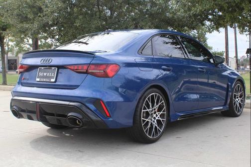 2025 Audi RS 3 TFSI quattro S tronic