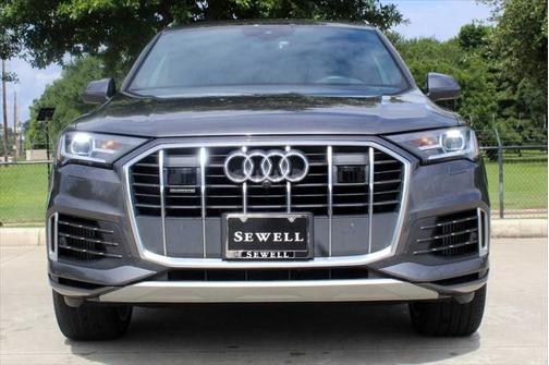 2022 Audi Q7 55 Premium Plus
