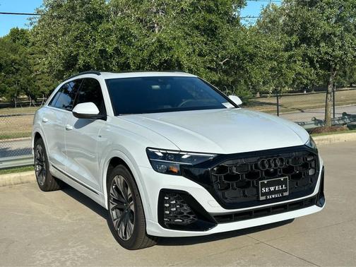 2026 Audi Q8 55 Premium Plus