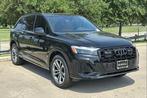Mythos Black Metallic 2026 Audi Q7 45 Premium