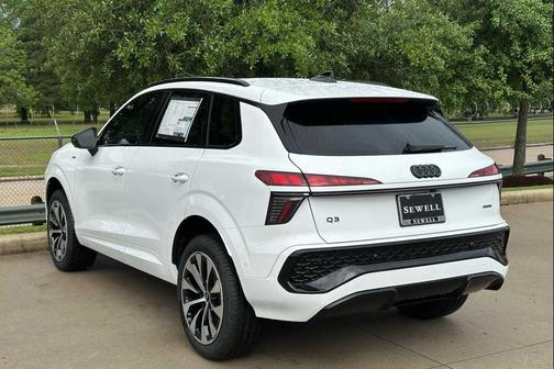 WHITE 2026 Audi Q3 TFSI quattro S tronic