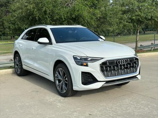 2025 Audi Q8 55 Premium Plus