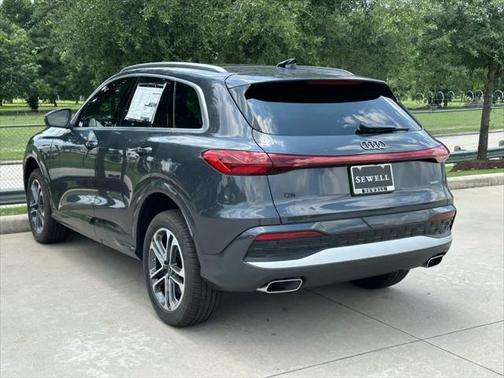 2025 Audi Q5 Premium Plus