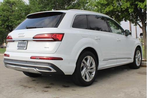 2021 Audi Q7 55 Prestige
