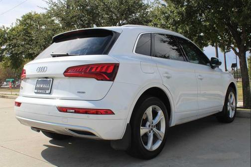 2020 Audi Q5 45 Premium Plus
