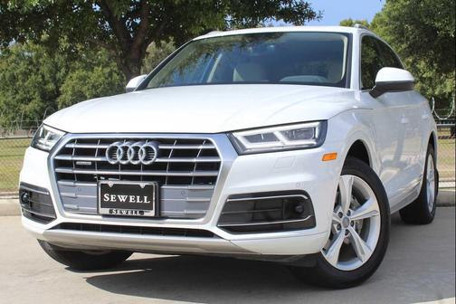 2020 Audi Q5 45 Premium Plus