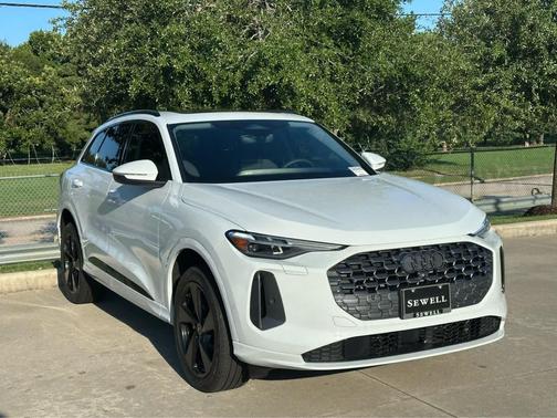 2025 Audi Q5 Premium Plus