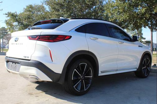 2022 INFINITI QX55 LUXE