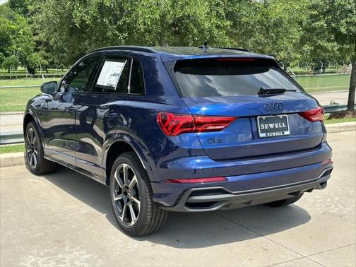 2025 Audi Q3 45 S line Premium Plus