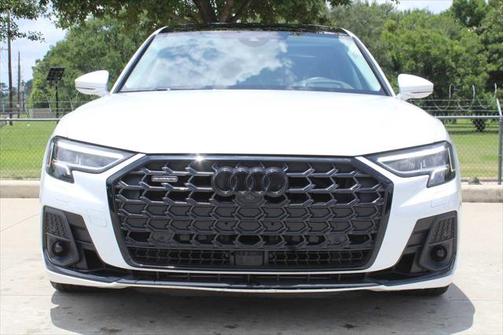 2022 Audi A8 L 55 TFSI quattro Tiptronic