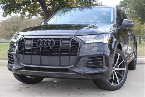 2023 Audi Q7 55 Premium Plus