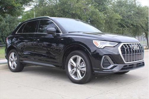 2024 Audi Q3 Premium 45 TFSI S line quattro Tiptronic