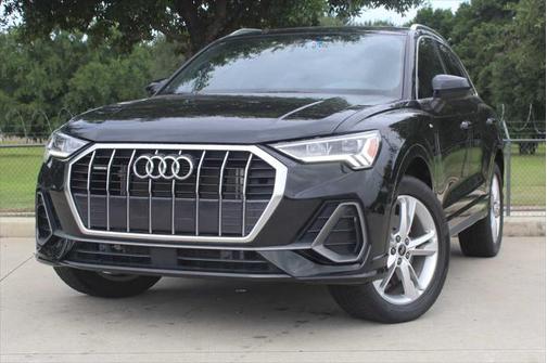 2024 Audi Q3 Premium 45 TFSI S line quattro Tiptronic