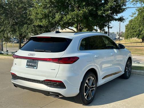 2025 Audi Q5 Prestige