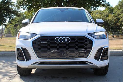 2024 Audi Q5 45 S line Premium